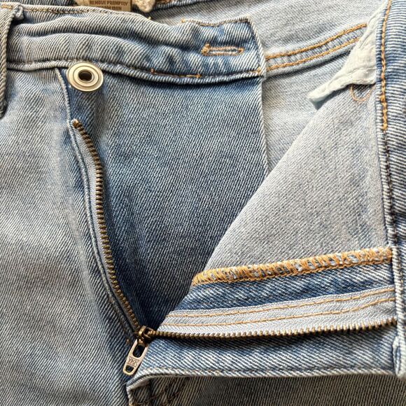 Altar'd State Straight Leg Jeans Light Wash Asymmetric Crossover Waist Size 30 - Picture 6 of 7
